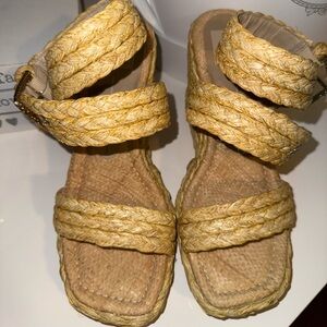 Dolce Vita Aldona Wedge